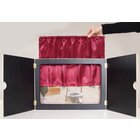 Vorhang �Mein Kamishibai� aus rotem Satin, geschmeidig und hochgl�nzend