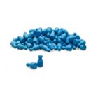 Satz aus 100 Spielfiguren in blau, verpackt im Karton.