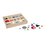 Wortsymbole aus Papier im Holzkasten, ab 6 Jahre