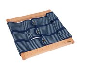 Kleinkind-Anziehrahmen mit gro�en Druckkn�pfen