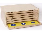 Geometrische Kommode, neue Ausf�hrung, ab 3 Jahre