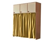 Bettschrank mit T�ren und Vorh�ngen