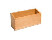 Kasten aus Holz, naturfarben