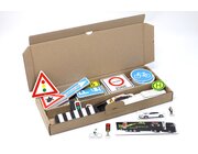 Erweiterter Verkehrszeichensatz, 124 magnethaftende Teile aus MAG-Pap� im Karton mit Anleitung