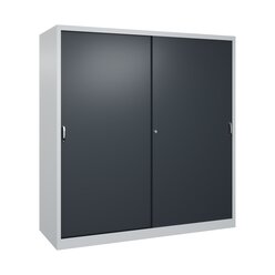 C+P Sportger�teschrank, 1950x1900x600mm, Korpus RAL 7035 Lichtgrau, Front RAL 7016 Anthrazitgrau