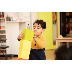 Schr�gstapler maxi, 10x10 cm, Spiel- und Bausteine, ab 3 Jahre