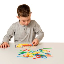 Ringe und St�ckchen, Legespiel mit Aufgabenkarten, ab 3 Jahre