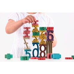 Stapelzahlen - Zahlenbausteine in Montessori-Farben aus RE-Wood�