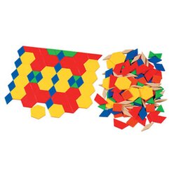 Set mit 250 St�ck Pattern-Blocks aus Kunststoff