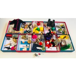 Lesedosen mit 90 kleinen Gegenst�nden und Namenk�rtchen, ab 3 Jahre